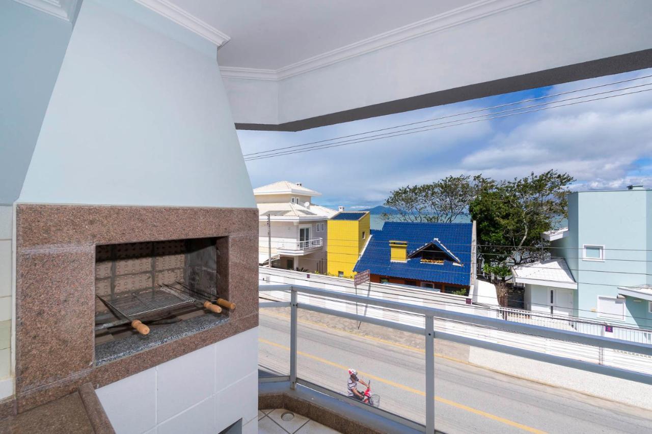 Com Vista Mar A 30 Metros Da Apartamento *